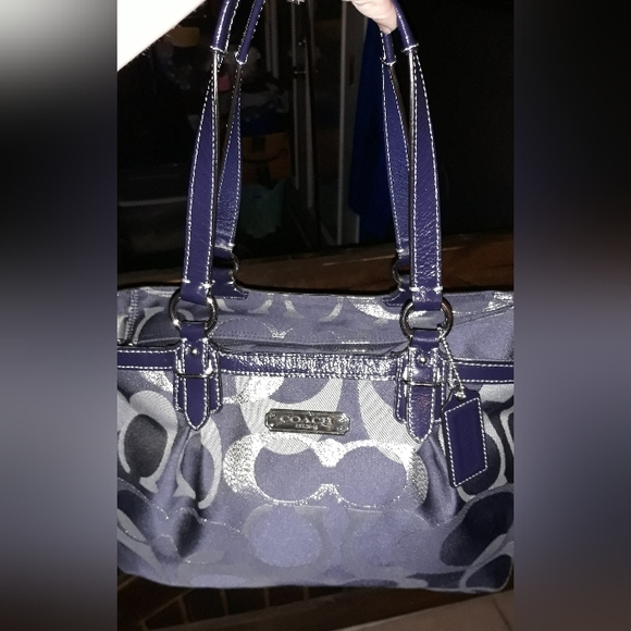 Coach Blue/Grey Optic Signature Jacquard and Patent Leather Tote - Picture 9 of 14